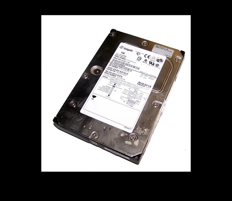 Seagate ST318453LW 18.2GB Ultra320 SCSI