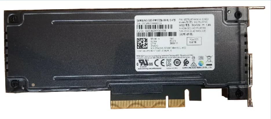 Samsung MZ-PLL6T4C 6.4TB PCI Express NVMe 3.0 x8 Solid State Drive