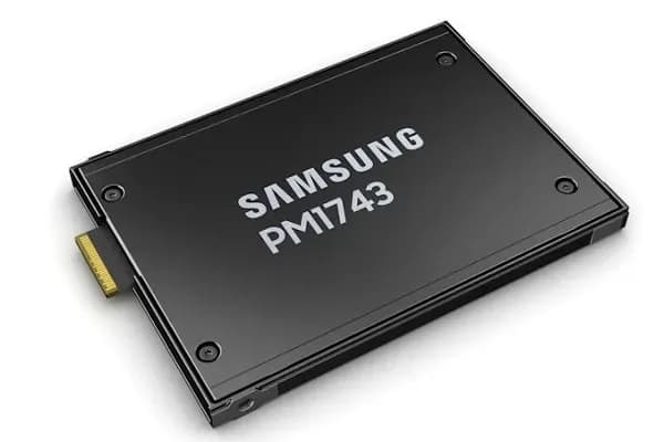Samsung MZ-WLO7T60 7.68TB PCI Express NVMe 5.0 x4 Solid State Drive