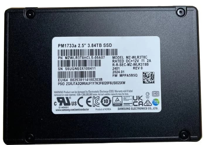 Samsung MZ-WLR3T8C 3.84TB PCI Express NVMe 4.0 x4 Solid State Drive