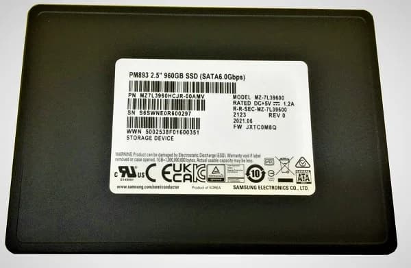 Samsung MZ7L3960HCJR-00AMV 960GB 6Gb/s SATA Solid State Drive