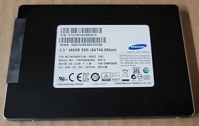 Samsung MZ7WD480HCGM-00003 480GB 6Gb/s SATA Solid State Drive
