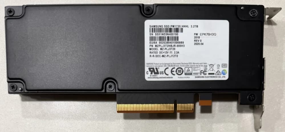 Samsung MZPLJ3T2HBJR-000H3 Solid State Drive