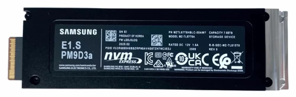 Samsung MZTL67T6HBLC-00AW7 7.68TB PCI Express NVMe 5.0 x4 Solid State Drive