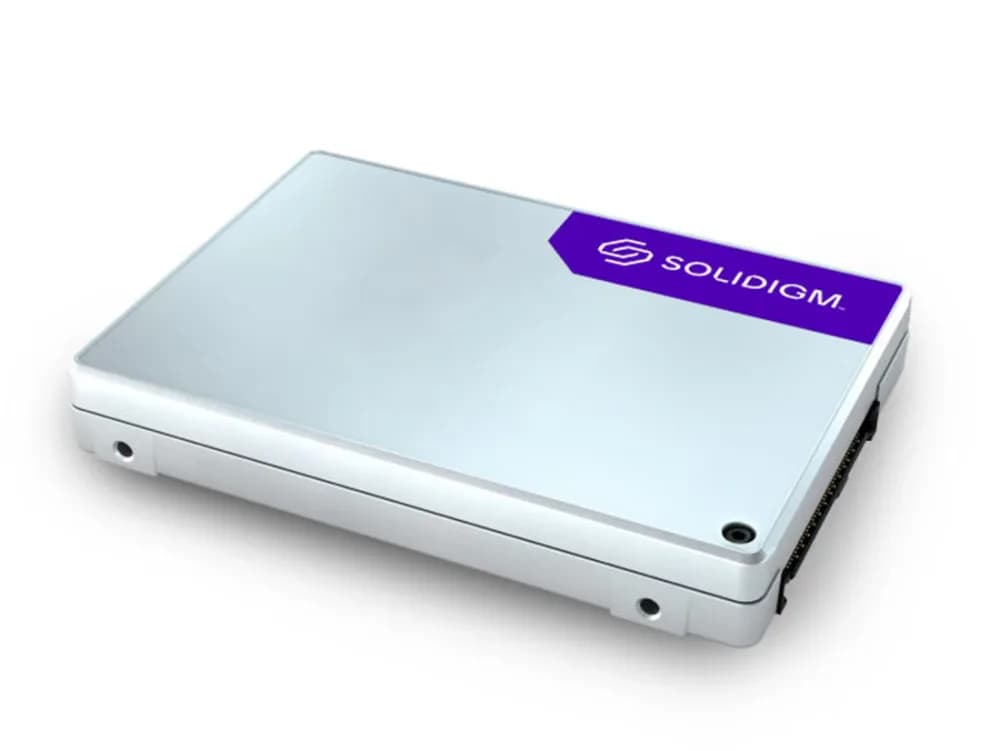 Solidigm SBFPF2BV0P12001 122.88TB PCI Express 4.0 x4 Solid State Drive